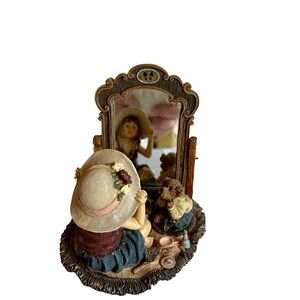 Boyd’s Bear Retired Miranda with Mary K....Pretty as a Picture